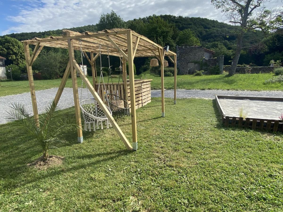 Villa Jacuzzi, Terrain De Petanque Et Aire De Jeux Vue Sur Les Pyrenees Seilhan Buitenkant foto